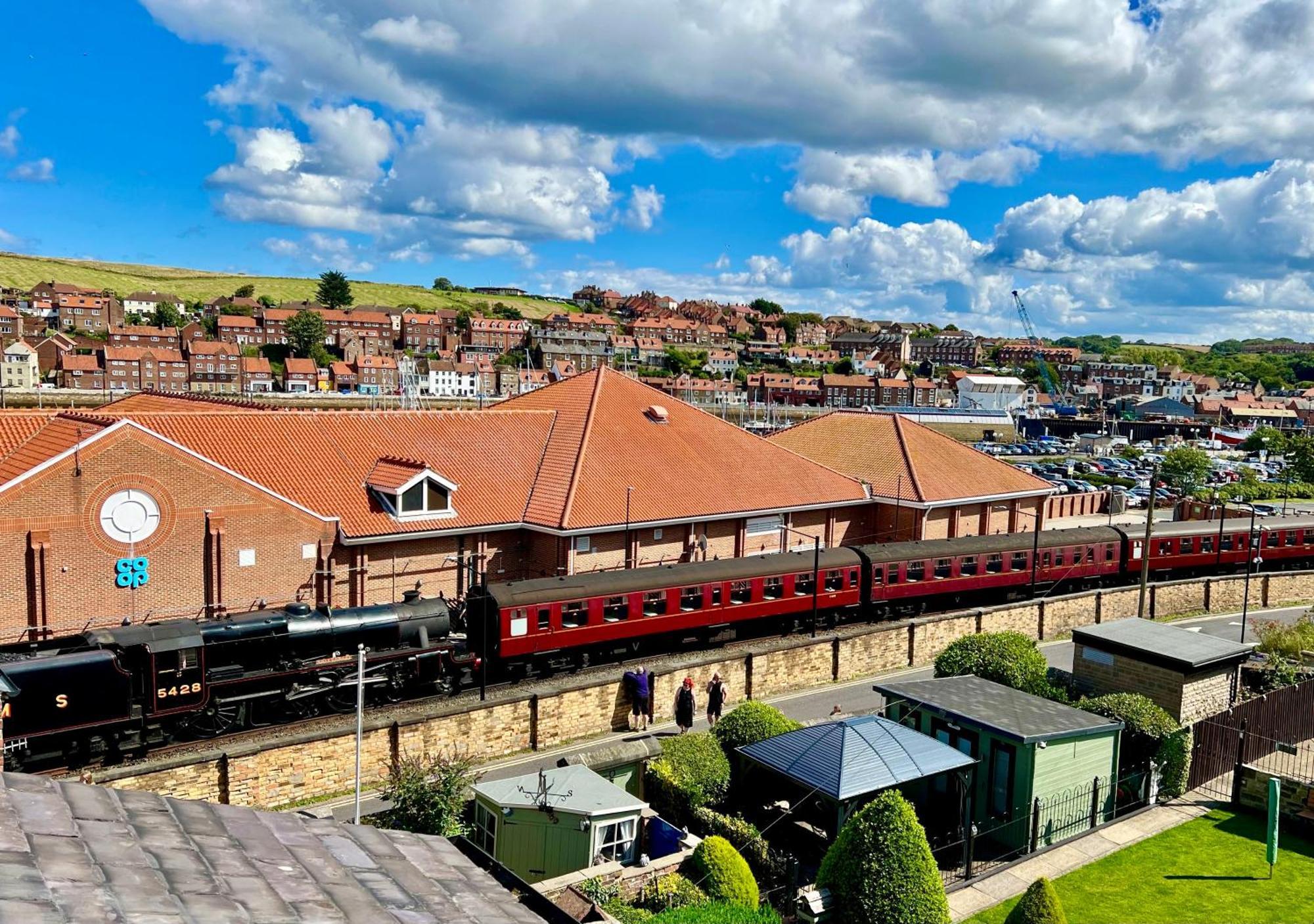 The Mainstay Luxury Boutique Rooms With Private Parking Whitby Exteriör bild